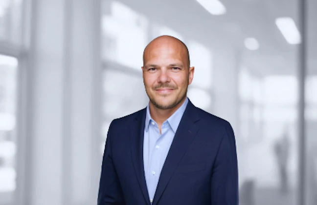 Emanuel Baumann Crew Page