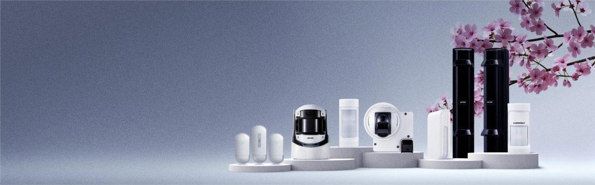 Blossom banner products right side grad background 19 5 24 Recovered